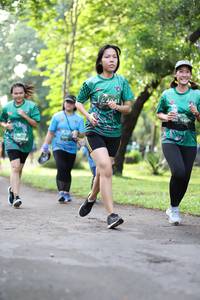 BIB: 
                            <button type="button" onclick="openModal(5035898)" class="btn btn-primary btn-sm float-right btn-popup" data-toggle="modal" data-target=".modal-high-quality">
                        <i class="fas fa-shopping-cart"></i> Add to Cart
                    </button>
                                            <button type="button" onclick="isThisMe(5035898, true)" class="btn btn-success btn-sm float-right btn-popup btn-isme hidden" data-toggle="tooltip" data-placement="bottom" title="นี่คือรูปของคุณใช่ไหม คลิกที่นี่เพื่อเอาเข้าอัลบั้ม">
                        <i class="fas fa-plus"></i> Add to album
                    </button>
                    <button type="button" onclick="isThisMe(5035898, false)" class="btn btn-warning btn-sm float-right btn-popup btn-isnotme hidden">
                        <i class="fas fa-ban"></i> Remove from album
                    </button>