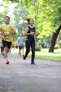 BIB: 0320
                            <button type="button" onclick="openModal(5038741)" class="btn btn-primary btn-sm float-right btn-popup" data-toggle="modal" data-target=".modal-high-quality">
                        <i class="fas fa-shopping-cart"></i> Add to Cart
                    </button>
                                            <button type="button" onclick="isThisMe(5038741, true)" class="btn btn-success btn-sm float-right btn-popup btn-isme hidden" data-toggle="tooltip" data-placement="bottom" title="นี่คือรูปของคุณใช่ไหม คลิกที่นี่เพื่อเอาเข้าอัลบั้ม">
                        <i class="fas fa-plus"></i> Add to album
                    </button>
                    <button type="button" onclick="isThisMe(5038741, false)" class="btn btn-warning btn-sm float-right btn-popup btn-isnotme hidden">
                        <i class="fas fa-ban"></i> Remove from album
                    </button>