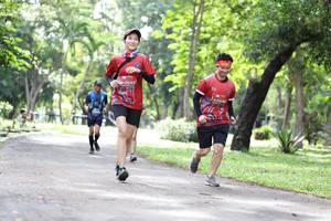 BIB: 0037, 0038
                            <button type="button" onclick="openModal(5070412)" class="btn btn-primary btn-sm float-right btn-popup" data-toggle="modal" data-target=".modal-high-quality">
                        <i class="fas fa-shopping-cart"></i> Add to Cart
                    </button>
                                            <button type="button" onclick="isThisMe(5070412, true)" class="btn btn-success btn-sm float-right btn-popup btn-isme hidden" data-toggle="tooltip" data-placement="bottom" title="นี่คือรูปของคุณใช่ไหม คลิกที่นี่เพื่อเอาเข้าอัลบั้ม">
                        <i class="fas fa-plus"></i> Add to album
                    </button>
                    <button type="button" onclick="isThisMe(5070412, false)" class="btn btn-warning btn-sm float-right btn-popup btn-isnotme hidden">
                        <i class="fas fa-ban"></i> Remove from album
                    </button>