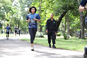 BIB: 0605
                            <button type="button" onclick="openModal(5083908)" class="btn btn-primary btn-sm float-right btn-popup" data-toggle="modal" data-target=".modal-high-quality">
                        <i class="fas fa-shopping-cart"></i> Add to Cart
                    </button>
                                            <button type="button" onclick="isThisMe(5083908, true)" class="btn btn-success btn-sm float-right btn-popup btn-isme hidden" data-toggle="tooltip" data-placement="bottom" title="นี่คือรูปของคุณใช่ไหม คลิกที่นี่เพื่อเอาเข้าอัลบั้ม">
                        <i class="fas fa-plus"></i> Add to album
                    </button>
                    <button type="button" onclick="isThisMe(5083908, false)" class="btn btn-warning btn-sm float-right btn-popup btn-isnotme hidden">
                        <i class="fas fa-ban"></i> Remove from album
                    </button>