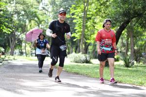 BIB: 0264
                            <button type="button" onclick="openModal(5083969)" class="btn btn-primary btn-sm float-right btn-popup" data-toggle="modal" data-target=".modal-high-quality">
                        <i class="fas fa-shopping-cart"></i> Add to Cart
                    </button>
                                            <button type="button" onclick="isThisMe(5083969, true)" class="btn btn-success btn-sm float-right btn-popup btn-isme hidden" data-toggle="tooltip" data-placement="bottom" title="นี่คือรูปของคุณใช่ไหม คลิกที่นี่เพื่อเอาเข้าอัลบั้ม">
                        <i class="fas fa-plus"></i> Add to album
                    </button>
                    <button type="button" onclick="isThisMe(5083969, false)" class="btn btn-warning btn-sm float-right btn-popup btn-isnotme hidden">
                        <i class="fas fa-ban"></i> Remove from album
                    </button>