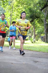 BIB: 0736, 634
                            <button type="button" onclick="openModal(5038923)" class="btn btn-primary btn-sm float-right btn-popup" data-toggle="modal" data-target=".modal-high-quality">
                        <i class="fas fa-shopping-cart"></i> Add to Cart
                    </button>
                                            <button type="button" onclick="isThisMe(5038923, true)" class="btn btn-success btn-sm float-right btn-popup btn-isme hidden" data-toggle="tooltip" data-placement="bottom" title="นี่คือรูปของคุณใช่ไหม คลิกที่นี่เพื่อเอาเข้าอัลบั้ม">
                        <i class="fas fa-plus"></i> Add to album
                    </button>
                    <button type="button" onclick="isThisMe(5038923, false)" class="btn btn-warning btn-sm float-right btn-popup btn-isnotme hidden">
                        <i class="fas fa-ban"></i> Remove from album
                    </button>