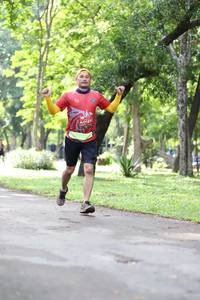 BIB: 0127
                            <button type="button" onclick="openModal(5049642)" class="btn btn-primary btn-sm float-right btn-popup" data-toggle="modal" data-target=".modal-high-quality">
                        <i class="fas fa-shopping-cart"></i> Add to Cart
                    </button>
                                            <button type="button" onclick="isThisMe(5049642, true)" class="btn btn-success btn-sm float-right btn-popup btn-isme hidden" data-toggle="tooltip" data-placement="bottom" title="นี่คือรูปของคุณใช่ไหม คลิกที่นี่เพื่อเอาเข้าอัลบั้ม">
                        <i class="fas fa-plus"></i> Add to album
                    </button>
                    <button type="button" onclick="isThisMe(5049642, false)" class="btn btn-warning btn-sm float-right btn-popup btn-isnotme hidden">
                        <i class="fas fa-ban"></i> Remove from album
                    </button>