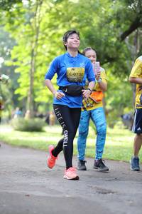 BIB: 0732, 
                            <button type="button" onclick="openModal(5038642)" class="btn btn-primary btn-sm float-right btn-popup" data-toggle="modal" data-target=".modal-high-quality">
                        <i class="fas fa-shopping-cart"></i> Add to Cart
                    </button>
                                            <button type="button" onclick="isThisMe(5038642, true)" class="btn btn-success btn-sm float-right btn-popup btn-isme hidden" data-toggle="tooltip" data-placement="bottom" title="นี่คือรูปของคุณใช่ไหม คลิกที่นี่เพื่อเอาเข้าอัลบั้ม">
                        <i class="fas fa-plus"></i> Add to album
                    </button>
                    <button type="button" onclick="isThisMe(5038642, false)" class="btn btn-warning btn-sm float-right btn-popup btn-isnotme hidden">
                        <i class="fas fa-ban"></i> Remove from album
                    </button>
