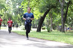 BIB: 178
                            <button type="button" onclick="openModal(5083503)" class="btn btn-primary btn-sm float-right btn-popup" data-toggle="modal" data-target=".modal-high-quality">
                        <i class="fas fa-shopping-cart"></i> Add to Cart
                    </button>
                                            <button type="button" onclick="isThisMe(5083503, true)" class="btn btn-success btn-sm float-right btn-popup btn-isme hidden" data-toggle="tooltip" data-placement="bottom" title="นี่คือรูปของคุณใช่ไหม คลิกที่นี่เพื่อเอาเข้าอัลบั้ม">
                        <i class="fas fa-plus"></i> Add to album
                    </button>
                    <button type="button" onclick="isThisMe(5083503, false)" class="btn btn-warning btn-sm float-right btn-popup btn-isnotme hidden">
                        <i class="fas fa-ban"></i> Remove from album
                    </button>