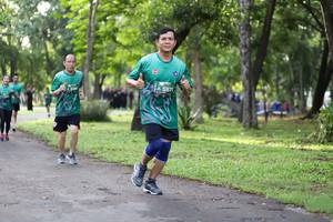 BIB: 557
                            <button type="button" onclick="openModal(5032841)" class="btn btn-primary btn-sm float-right btn-popup" data-toggle="modal" data-target=".modal-high-quality">
                        <i class="fas fa-shopping-cart"></i> Add to Cart
                    </button>
                                            <button type="button" onclick="isThisMe(5032841, true)" class="btn btn-success btn-sm float-right btn-popup btn-isme hidden" data-toggle="tooltip" data-placement="bottom" title="นี่คือรูปของคุณใช่ไหม คลิกที่นี่เพื่อเอาเข้าอัลบั้ม">
                        <i class="fas fa-plus"></i> Add to album
                    </button>
                    <button type="button" onclick="isThisMe(5032841, false)" class="btn btn-warning btn-sm float-right btn-popup btn-isnotme hidden">
                        <i class="fas fa-ban"></i> Remove from album
                    </button>