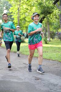 BIB: 
                            <button type="button" onclick="openModal(5034093)" class="btn btn-primary btn-sm float-right btn-popup" data-toggle="modal" data-target=".modal-high-quality">
                        <i class="fas fa-shopping-cart"></i> Add to Cart
                    </button>
                                            <button type="button" onclick="isThisMe(5034093, true)" class="btn btn-success btn-sm float-right btn-popup btn-isme hidden" data-toggle="tooltip" data-placement="bottom" title="นี่คือรูปของคุณใช่ไหม คลิกที่นี่เพื่อเอาเข้าอัลบั้ม">
                        <i class="fas fa-plus"></i> Add to album
                    </button>
                    <button type="button" onclick="isThisMe(5034093, false)" class="btn btn-warning btn-sm float-right btn-popup btn-isnotme hidden">
                        <i class="fas fa-ban"></i> Remove from album
                    </button>