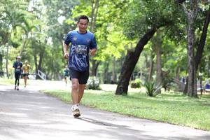 BIB: 704
                            <button type="button" onclick="openModal(5083457)" class="btn btn-primary btn-sm float-right btn-popup" data-toggle="modal" data-target=".modal-high-quality">
                        <i class="fas fa-shopping-cart"></i> Add to Cart
                    </button>
                                            <button type="button" onclick="isThisMe(5083457, true)" class="btn btn-success btn-sm float-right btn-popup btn-isme hidden" data-toggle="tooltip" data-placement="bottom" title="นี่คือรูปของคุณใช่ไหม คลิกที่นี่เพื่อเอาเข้าอัลบั้ม">
                        <i class="fas fa-plus"></i> Add to album
                    </button>
                    <button type="button" onclick="isThisMe(5083457, false)" class="btn btn-warning btn-sm float-right btn-popup btn-isnotme hidden">
                        <i class="fas fa-ban"></i> Remove from album
                    </button>