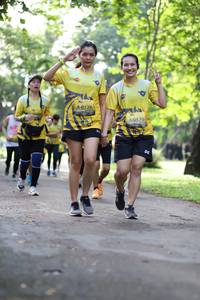 BIB: 0176, 0170
                            <button type="button" onclick="openModal(5040205)" class="btn btn-primary btn-sm float-right btn-popup" data-toggle="modal" data-target=".modal-high-quality">
                        <i class="fas fa-shopping-cart"></i> Add to Cart
                    </button>
                                            <button type="button" onclick="isThisMe(5040205, true)" class="btn btn-success btn-sm float-right btn-popup btn-isme hidden" data-toggle="tooltip" data-placement="bottom" title="นี่คือรูปของคุณใช่ไหม คลิกที่นี่เพื่อเอาเข้าอัลบั้ม">
                        <i class="fas fa-plus"></i> Add to album
                    </button>
                    <button type="button" onclick="isThisMe(5040205, false)" class="btn btn-warning btn-sm float-right btn-popup btn-isnotme hidden">
                        <i class="fas fa-ban"></i> Remove from album
                    </button>