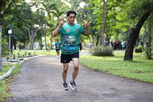 BIB: 063
                            <button type="button" onclick="openModal(5032335)" class="btn btn-primary btn-sm float-right btn-popup" data-toggle="modal" data-target=".modal-high-quality">
                        <i class="fas fa-shopping-cart"></i> Add to Cart
                    </button>
                                            <button type="button" onclick="isThisMe(5032335, true)" class="btn btn-success btn-sm float-right btn-popup btn-isme hidden" data-toggle="tooltip" data-placement="bottom" title="นี่คือรูปของคุณใช่ไหม คลิกที่นี่เพื่อเอาเข้าอัลบั้ม">
                        <i class="fas fa-plus"></i> Add to album
                    </button>
                    <button type="button" onclick="isThisMe(5032335, false)" class="btn btn-warning btn-sm float-right btn-popup btn-isnotme hidden">
                        <i class="fas fa-ban"></i> Remove from album
                    </button>