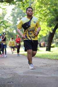BIB: 1195
                            <button type="button" onclick="openModal(5039371)" class="btn btn-primary btn-sm float-right btn-popup" data-toggle="modal" data-target=".modal-high-quality">
                        <i class="fas fa-shopping-cart"></i> Add to Cart
                    </button>
                                            <button type="button" onclick="isThisMe(5039371, true)" class="btn btn-success btn-sm float-right btn-popup btn-isme hidden" data-toggle="tooltip" data-placement="bottom" title="นี่คือรูปของคุณใช่ไหม คลิกที่นี่เพื่อเอาเข้าอัลบั้ม">
                        <i class="fas fa-plus"></i> Add to album
                    </button>
                    <button type="button" onclick="isThisMe(5039371, false)" class="btn btn-warning btn-sm float-right btn-popup btn-isnotme hidden">
                        <i class="fas fa-ban"></i> Remove from album
                    </button>