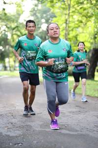 BIB: 360, 361
                            <button type="button" onclick="openModal(5035496)" class="btn btn-primary btn-sm float-right btn-popup" data-toggle="modal" data-target=".modal-high-quality">
                        <i class="fas fa-shopping-cart"></i> Add to Cart
                    </button>
                                            <button type="button" onclick="isThisMe(5035496, true)" class="btn btn-success btn-sm float-right btn-popup btn-isme hidden" data-toggle="tooltip" data-placement="bottom" title="นี่คือรูปของคุณใช่ไหม คลิกที่นี่เพื่อเอาเข้าอัลบั้ม">
                        <i class="fas fa-plus"></i> Add to album
                    </button>
                    <button type="button" onclick="isThisMe(5035496, false)" class="btn btn-warning btn-sm float-right btn-popup btn-isnotme hidden">
                        <i class="fas fa-ban"></i> Remove from album
                    </button>