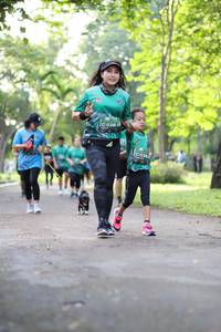 BIB: 
                            <button type="button" onclick="openModal(5036847)" class="btn btn-primary btn-sm float-right btn-popup" data-toggle="modal" data-target=".modal-high-quality">
                        <i class="fas fa-shopping-cart"></i> Add to Cart
                    </button>
                                            <button type="button" onclick="isThisMe(5036847, true)" class="btn btn-success btn-sm float-right btn-popup btn-isme hidden" data-toggle="tooltip" data-placement="bottom" title="นี่คือรูปของคุณใช่ไหม คลิกที่นี่เพื่อเอาเข้าอัลบั้ม">
                        <i class="fas fa-plus"></i> Add to album
                    </button>
                    <button type="button" onclick="isThisMe(5036847, false)" class="btn btn-warning btn-sm float-right btn-popup btn-isnotme hidden">
                        <i class="fas fa-ban"></i> Remove from album
                    </button>