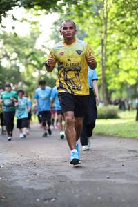 BIB: 1223
                            <button type="button" onclick="openModal(5036409)" class="btn btn-primary btn-sm float-right btn-popup" data-toggle="modal" data-target=".modal-high-quality">
                        <i class="fas fa-shopping-cart"></i> Add to Cart
                    </button>
                                            <button type="button" onclick="isThisMe(5036409, true)" class="btn btn-success btn-sm float-right btn-popup btn-isme hidden" data-toggle="tooltip" data-placement="bottom" title="นี่คือรูปของคุณใช่ไหม คลิกที่นี่เพื่อเอาเข้าอัลบั้ม">
                        <i class="fas fa-plus"></i> Add to album
                    </button>
                    <button type="button" onclick="isThisMe(5036409, false)" class="btn btn-warning btn-sm float-right btn-popup btn-isnotme hidden">
                        <i class="fas fa-ban"></i> Remove from album
                    </button>