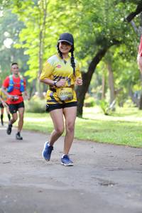 BIB: 0846
                            <button type="button" onclick="openModal(5040046)" class="btn btn-primary btn-sm float-right btn-popup" data-toggle="modal" data-target=".modal-high-quality">
                        <i class="fas fa-shopping-cart"></i> Add to Cart
                    </button>
                                            <button type="button" onclick="isThisMe(5040046, true)" class="btn btn-success btn-sm float-right btn-popup btn-isme hidden" data-toggle="tooltip" data-placement="bottom" title="นี่คือรูปของคุณใช่ไหม คลิกที่นี่เพื่อเอาเข้าอัลบั้ม">
                        <i class="fas fa-plus"></i> Add to album
                    </button>
                    <button type="button" onclick="isThisMe(5040046, false)" class="btn btn-warning btn-sm float-right btn-popup btn-isnotme hidden">
                        <i class="fas fa-ban"></i> Remove from album
                    </button>