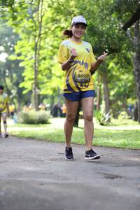 BIB: 0318
                            <button type="button" onclick="openModal(5040527)" class="btn btn-primary btn-sm float-right btn-popup" data-toggle="modal" data-target=".modal-high-quality">
                        <i class="fas fa-shopping-cart"></i> Add to Cart
                    </button>
                                            <button type="button" onclick="isThisMe(5040527, true)" class="btn btn-success btn-sm float-right btn-popup btn-isme hidden" data-toggle="tooltip" data-placement="bottom" title="นี่คือรูปของคุณใช่ไหม คลิกที่นี่เพื่อเอาเข้าอัลบั้ม">
                        <i class="fas fa-plus"></i> Add to album
                    </button>
                    <button type="button" onclick="isThisMe(5040527, false)" class="btn btn-warning btn-sm float-right btn-popup btn-isnotme hidden">
                        <i class="fas fa-ban"></i> Remove from album
                    </button>
