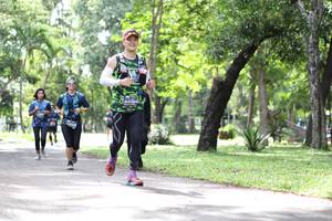 BIB: 0323
                            <button type="button" onclick="openModal(5083891)" class="btn btn-primary btn-sm float-right btn-popup" data-toggle="modal" data-target=".modal-high-quality">
                        <i class="fas fa-shopping-cart"></i> Add to Cart
                    </button>
                                            <button type="button" onclick="isThisMe(5083891, true)" class="btn btn-success btn-sm float-right btn-popup btn-isme hidden" data-toggle="tooltip" data-placement="bottom" title="นี่คือรูปของคุณใช่ไหม คลิกที่นี่เพื่อเอาเข้าอัลบั้ม">
                        <i class="fas fa-plus"></i> Add to album
                    </button>
                    <button type="button" onclick="isThisMe(5083891, false)" class="btn btn-warning btn-sm float-right btn-popup btn-isnotme hidden">
                        <i class="fas fa-ban"></i> Remove from album
                    </button>