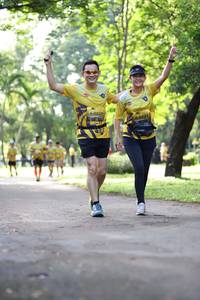 BIB: 0220, 0221
                            <button type="button" onclick="openModal(5040505)" class="btn btn-primary btn-sm float-right btn-popup" data-toggle="modal" data-target=".modal-high-quality">
                        <i class="fas fa-shopping-cart"></i> Add to Cart
                    </button>
                                            <button type="button" onclick="isThisMe(5040505, true)" class="btn btn-success btn-sm float-right btn-popup btn-isme hidden" data-toggle="tooltip" data-placement="bottom" title="นี่คือรูปของคุณใช่ไหม คลิกที่นี่เพื่อเอาเข้าอัลบั้ม">
                        <i class="fas fa-plus"></i> Add to album
                    </button>
                    <button type="button" onclick="isThisMe(5040505, false)" class="btn btn-warning btn-sm float-right btn-popup btn-isnotme hidden">
                        <i class="fas fa-ban"></i> Remove from album
                    </button>