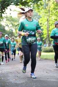 BIB: 110
                            <button type="button" onclick="openModal(5035770)" class="btn btn-primary btn-sm float-right btn-popup" data-toggle="modal" data-target=".modal-high-quality">
                        <i class="fas fa-shopping-cart"></i> Add to Cart
                    </button>
                                            <button type="button" onclick="isThisMe(5035770, true)" class="btn btn-success btn-sm float-right btn-popup btn-isme hidden" data-toggle="tooltip" data-placement="bottom" title="นี่คือรูปของคุณใช่ไหม คลิกที่นี่เพื่อเอาเข้าอัลบั้ม">
                        <i class="fas fa-plus"></i> Add to album
                    </button>
                    <button type="button" onclick="isThisMe(5035770, false)" class="btn btn-warning btn-sm float-right btn-popup btn-isnotme hidden">
                        <i class="fas fa-ban"></i> Remove from album
                    </button>