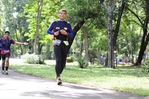 BIB: 7683
                            <button type="button" onclick="openModal(5084385)" class="btn btn-primary btn-sm float-right btn-popup" data-toggle="modal" data-target=".modal-high-quality">
                        <i class="fas fa-shopping-cart"></i> Add to Cart
                    </button>
                                            <button type="button" onclick="isThisMe(5084385, true)" class="btn btn-success btn-sm float-right btn-popup btn-isme hidden" data-toggle="tooltip" data-placement="bottom" title="นี่คือรูปของคุณใช่ไหม คลิกที่นี่เพื่อเอาเข้าอัลบั้ม">
                        <i class="fas fa-plus"></i> Add to album
                    </button>
                    <button type="button" onclick="isThisMe(5084385, false)" class="btn btn-warning btn-sm float-right btn-popup btn-isnotme hidden">
                        <i class="fas fa-ban"></i> Remove from album
                    </button>