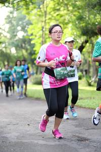 BIB: 716
                            <button type="button" onclick="openModal(5035211)" class="btn btn-primary btn-sm float-right btn-popup" data-toggle="modal" data-target=".modal-high-quality">
                        <i class="fas fa-shopping-cart"></i> Add to Cart
                    </button>
                                            <button type="button" onclick="isThisMe(5035211, true)" class="btn btn-success btn-sm float-right btn-popup btn-isme hidden" data-toggle="tooltip" data-placement="bottom" title="นี่คือรูปของคุณใช่ไหม คลิกที่นี่เพื่อเอาเข้าอัลบั้ม">
                        <i class="fas fa-plus"></i> Add to album
                    </button>
                    <button type="button" onclick="isThisMe(5035211, false)" class="btn btn-warning btn-sm float-right btn-popup btn-isnotme hidden">
                        <i class="fas fa-ban"></i> Remove from album
                    </button>