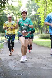 BIB: 265, 1091
                            <button type="button" onclick="openModal(5035419)" class="btn btn-primary btn-sm float-right btn-popup" data-toggle="modal" data-target=".modal-high-quality">
                        <i class="fas fa-shopping-cart"></i> Add to Cart
                    </button>
                                            <button type="button" onclick="isThisMe(5035419, true)" class="btn btn-success btn-sm float-right btn-popup btn-isme hidden" data-toggle="tooltip" data-placement="bottom" title="นี่คือรูปของคุณใช่ไหม คลิกที่นี่เพื่อเอาเข้าอัลบั้ม">
                        <i class="fas fa-plus"></i> Add to album
                    </button>
                    <button type="button" onclick="isThisMe(5035419, false)" class="btn btn-warning btn-sm float-right btn-popup btn-isnotme hidden">
                        <i class="fas fa-ban"></i> Remove from album
                    </button>