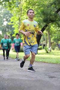 BIB: 1172
                            <button type="button" onclick="openModal(5038210)" class="btn btn-primary btn-sm float-right btn-popup" data-toggle="modal" data-target=".modal-high-quality">
                        <i class="fas fa-shopping-cart"></i> Add to Cart
                    </button>
                                            <button type="button" onclick="isThisMe(5038210, true)" class="btn btn-success btn-sm float-right btn-popup btn-isme hidden" data-toggle="tooltip" data-placement="bottom" title="นี่คือรูปของคุณใช่ไหม คลิกที่นี่เพื่อเอาเข้าอัลบั้ม">
                        <i class="fas fa-plus"></i> Add to album
                    </button>
                    <button type="button" onclick="isThisMe(5038210, false)" class="btn btn-warning btn-sm float-right btn-popup btn-isnotme hidden">
                        <i class="fas fa-ban"></i> Remove from album
                    </button>