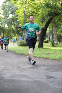 BIB: 4271
                            <button type="button" onclick="openModal(5033100)" class="btn btn-primary btn-sm float-right btn-popup" data-toggle="modal" data-target=".modal-high-quality">
                        <i class="fas fa-shopping-cart"></i> Add to Cart
                    </button>
                                            <button type="button" onclick="isThisMe(5033100, true)" class="btn btn-success btn-sm float-right btn-popup btn-isme hidden" data-toggle="tooltip" data-placement="bottom" title="นี่คือรูปของคุณใช่ไหม คลิกที่นี่เพื่อเอาเข้าอัลบั้ม">
                        <i class="fas fa-plus"></i> Add to album
                    </button>
                    <button type="button" onclick="isThisMe(5033100, false)" class="btn btn-warning btn-sm float-right btn-popup btn-isnotme hidden">
                        <i class="fas fa-ban"></i> Remove from album
                    </button>