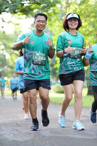 BIB: 283, 284
                            <button type="button" onclick="openModal(5037330)" class="btn btn-primary btn-sm float-right btn-popup" data-toggle="modal" data-target=".modal-high-quality">
                        <i class="fas fa-shopping-cart"></i> Add to Cart
                    </button>
                                            <button type="button" onclick="isThisMe(5037330, true)" class="btn btn-success btn-sm float-right btn-popup btn-isme hidden" data-toggle="tooltip" data-placement="bottom" title="นี่คือรูปของคุณใช่ไหม คลิกที่นี่เพื่อเอาเข้าอัลบั้ม">
                        <i class="fas fa-plus"></i> Add to album
                    </button>
                    <button type="button" onclick="isThisMe(5037330, false)" class="btn btn-warning btn-sm float-right btn-popup btn-isnotme hidden">
                        <i class="fas fa-ban"></i> Remove from album
                    </button>