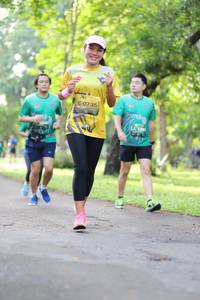BIB: 0735
                            <button type="button" onclick="openModal(5037845)" class="btn btn-primary btn-sm float-right btn-popup" data-toggle="modal" data-target=".modal-high-quality">
                        <i class="fas fa-shopping-cart"></i> Add to Cart
                    </button>
                                            <button type="button" onclick="isThisMe(5037845, true)" class="btn btn-success btn-sm float-right btn-popup btn-isme hidden" data-toggle="tooltip" data-placement="bottom" title="นี่คือรูปของคุณใช่ไหม คลิกที่นี่เพื่อเอาเข้าอัลบั้ม">
                        <i class="fas fa-plus"></i> Add to album
                    </button>
                    <button type="button" onclick="isThisMe(5037845, false)" class="btn btn-warning btn-sm float-right btn-popup btn-isnotme hidden">
                        <i class="fas fa-ban"></i> Remove from album
                    </button>