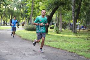 BIB: 481
                            <button type="button" onclick="openModal(5025433)" class="btn btn-primary btn-sm float-right btn-popup" data-toggle="modal" data-target=".modal-high-quality">
                        <i class="fas fa-shopping-cart"></i> Add to Cart
                    </button>
                                            <button type="button" onclick="isThisMe(5025433, true)" class="btn btn-success btn-sm float-right btn-popup btn-isme hidden" data-toggle="tooltip" data-placement="bottom" title="นี่คือรูปของคุณใช่ไหม คลิกที่นี่เพื่อเอาเข้าอัลบั้ม">
                        <i class="fas fa-plus"></i> Add to album
                    </button>
                    <button type="button" onclick="isThisMe(5025433, false)" class="btn btn-warning btn-sm float-right btn-popup btn-isnotme hidden">
                        <i class="fas fa-ban"></i> Remove from album
                    </button>