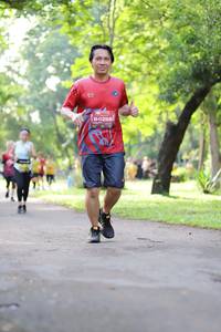BIB: 0298
                            <button type="button" onclick="openModal(5039910)" class="btn btn-primary btn-sm float-right btn-popup" data-toggle="modal" data-target=".modal-high-quality">
                        <i class="fas fa-shopping-cart"></i> Add to Cart
                    </button>
                                            <button type="button" onclick="isThisMe(5039910, true)" class="btn btn-success btn-sm float-right btn-popup btn-isme hidden" data-toggle="tooltip" data-placement="bottom" title="นี่คือรูปของคุณใช่ไหม คลิกที่นี่เพื่อเอาเข้าอัลบั้ม">
                        <i class="fas fa-plus"></i> Add to album
                    </button>
                    <button type="button" onclick="isThisMe(5039910, false)" class="btn btn-warning btn-sm float-right btn-popup btn-isnotme hidden">
                        <i class="fas fa-ban"></i> Remove from album
                    </button>