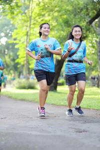 BIB: 115, 114
                            <button type="button" onclick="openModal(5037338)" class="btn btn-primary btn-sm float-right btn-popup" data-toggle="modal" data-target=".modal-high-quality">
                        <i class="fas fa-shopping-cart"></i> Add to Cart
                    </button>
                                            <button type="button" onclick="isThisMe(5037338, true)" class="btn btn-success btn-sm float-right btn-popup btn-isme hidden" data-toggle="tooltip" data-placement="bottom" title="นี่คือรูปของคุณใช่ไหม คลิกที่นี่เพื่อเอาเข้าอัลบั้ม">
                        <i class="fas fa-plus"></i> Add to album
                    </button>
                    <button type="button" onclick="isThisMe(5037338, false)" class="btn btn-warning btn-sm float-right btn-popup btn-isnotme hidden">
                        <i class="fas fa-ban"></i> Remove from album
                    </button>