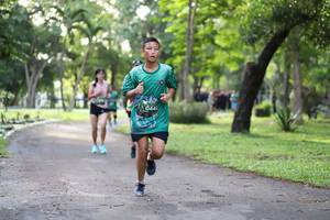 BIB: 044
                            <button type="button" onclick="openModal(5032652)" class="btn btn-primary btn-sm float-right btn-popup" data-toggle="modal" data-target=".modal-high-quality">
                        <i class="fas fa-shopping-cart"></i> Add to Cart
                    </button>
                                            <button type="button" onclick="isThisMe(5032652, true)" class="btn btn-success btn-sm float-right btn-popup btn-isme hidden" data-toggle="tooltip" data-placement="bottom" title="นี่คือรูปของคุณใช่ไหม คลิกที่นี่เพื่อเอาเข้าอัลบั้ม">
                        <i class="fas fa-plus"></i> Add to album
                    </button>
                    <button type="button" onclick="isThisMe(5032652, false)" class="btn btn-warning btn-sm float-right btn-popup btn-isnotme hidden">
                        <i class="fas fa-ban"></i> Remove from album
                    </button>