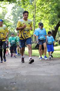 BIB: 0171, 0763, 0021
                            <button type="button" onclick="openModal(5038295)" class="btn btn-primary btn-sm float-right btn-popup" data-toggle="modal" data-target=".modal-high-quality">
                        <i class="fas fa-shopping-cart"></i> Add to Cart
                    </button>
                                            <button type="button" onclick="isThisMe(5038295, true)" class="btn btn-success btn-sm float-right btn-popup btn-isme hidden" data-toggle="tooltip" data-placement="bottom" title="นี่คือรูปของคุณใช่ไหม คลิกที่นี่เพื่อเอาเข้าอัลบั้ม">
                        <i class="fas fa-plus"></i> Add to album
                    </button>
                    <button type="button" onclick="isThisMe(5038295, false)" class="btn btn-warning btn-sm float-right btn-popup btn-isnotme hidden">
                        <i class="fas fa-ban"></i> Remove from album
                    </button>