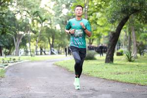 BIB: 468
                            <button type="button" onclick="openModal(5024769)" class="btn btn-primary btn-sm float-right btn-popup" data-toggle="modal" data-target=".modal-high-quality">
                        <i class="fas fa-shopping-cart"></i> Add to Cart
                    </button>
                                            <button type="button" onclick="isThisMe(5024769, true)" class="btn btn-success btn-sm float-right btn-popup btn-isme hidden" data-toggle="tooltip" data-placement="bottom" title="นี่คือรูปของคุณใช่ไหม คลิกที่นี่เพื่อเอาเข้าอัลบั้ม">
                        <i class="fas fa-plus"></i> Add to album
                    </button>
                    <button type="button" onclick="isThisMe(5024769, false)" class="btn btn-warning btn-sm float-right btn-popup btn-isnotme hidden">
                        <i class="fas fa-ban"></i> Remove from album
                    </button>