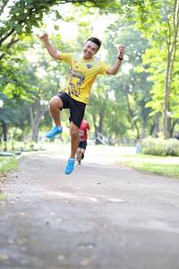 BIB: 0151
                            <button type="button" onclick="openModal(5041244)" class="btn btn-primary btn-sm float-right btn-popup" data-toggle="modal" data-target=".modal-high-quality">
                        <i class="fas fa-shopping-cart"></i> Add to Cart
                    </button>
                                            <button type="button" onclick="isThisMe(5041244, true)" class="btn btn-success btn-sm float-right btn-popup btn-isme hidden" data-toggle="tooltip" data-placement="bottom" title="นี่คือรูปของคุณใช่ไหม คลิกที่นี่เพื่อเอาเข้าอัลบั้ม">
                        <i class="fas fa-plus"></i> Add to album
                    </button>
                    <button type="button" onclick="isThisMe(5041244, false)" class="btn btn-warning btn-sm float-right btn-popup btn-isnotme hidden">
                        <i class="fas fa-ban"></i> Remove from album
                    </button>
