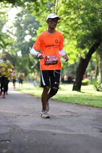 BIB: 0170
                            <button type="button" onclick="openModal(5039687)" class="btn btn-primary btn-sm float-right btn-popup" data-toggle="modal" data-target=".modal-high-quality">
                        <i class="fas fa-shopping-cart"></i> Add to Cart
                    </button>
                                            <button type="button" onclick="isThisMe(5039687, true)" class="btn btn-success btn-sm float-right btn-popup btn-isme hidden" data-toggle="tooltip" data-placement="bottom" title="นี่คือรูปของคุณใช่ไหม คลิกที่นี่เพื่อเอาเข้าอัลบั้ม">
                        <i class="fas fa-plus"></i> Add to album
                    </button>
                    <button type="button" onclick="isThisMe(5039687, false)" class="btn btn-warning btn-sm float-right btn-popup btn-isnotme hidden">
                        <i class="fas fa-ban"></i> Remove from album
                    </button>