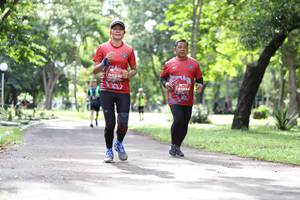 BIB: 0232, 233
                            <button type="button" onclick="openModal(5083512)" class="btn btn-primary btn-sm float-right btn-popup" data-toggle="modal" data-target=".modal-high-quality">
                        <i class="fas fa-shopping-cart"></i> Add to Cart
                    </button>
                                            <button type="button" onclick="isThisMe(5083512, true)" class="btn btn-success btn-sm float-right btn-popup btn-isme hidden" data-toggle="tooltip" data-placement="bottom" title="นี่คือรูปของคุณใช่ไหม คลิกที่นี่เพื่อเอาเข้าอัลบั้ม">
                        <i class="fas fa-plus"></i> Add to album
                    </button>
                    <button type="button" onclick="isThisMe(5083512, false)" class="btn btn-warning btn-sm float-right btn-popup btn-isnotme hidden">
                        <i class="fas fa-ban"></i> Remove from album
                    </button>