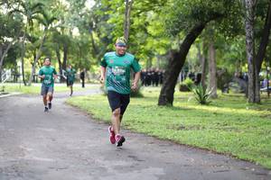 BIB: 5734
                            <button type="button" onclick="openModal(5025266)" class="btn btn-primary btn-sm float-right btn-popup" data-toggle="modal" data-target=".modal-high-quality">
                        <i class="fas fa-shopping-cart"></i> Add to Cart
                    </button>
                                            <button type="button" onclick="isThisMe(5025266, true)" class="btn btn-success btn-sm float-right btn-popup btn-isme hidden" data-toggle="tooltip" data-placement="bottom" title="นี่คือรูปของคุณใช่ไหม คลิกที่นี่เพื่อเอาเข้าอัลบั้ม">
                        <i class="fas fa-plus"></i> Add to album
                    </button>
                    <button type="button" onclick="isThisMe(5025266, false)" class="btn btn-warning btn-sm float-right btn-popup btn-isnotme hidden">
                        <i class="fas fa-ban"></i> Remove from album
                    </button>