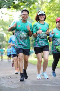 BIB: 283, 284
                            <button type="button" onclick="openModal(5037327)" class="btn btn-primary btn-sm float-right btn-popup" data-toggle="modal" data-target=".modal-high-quality">
                        <i class="fas fa-shopping-cart"></i> Add to Cart
                    </button>
                                            <button type="button" onclick="isThisMe(5037327, true)" class="btn btn-success btn-sm float-right btn-popup btn-isme hidden" data-toggle="tooltip" data-placement="bottom" title="นี่คือรูปของคุณใช่ไหม คลิกที่นี่เพื่อเอาเข้าอัลบั้ม">
                        <i class="fas fa-plus"></i> Add to album
                    </button>
                    <button type="button" onclick="isThisMe(5037327, false)" class="btn btn-warning btn-sm float-right btn-popup btn-isnotme hidden">
                        <i class="fas fa-ban"></i> Remove from album
                    </button>