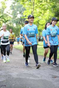 BIB: 075, 
                            <button type="button" onclick="openModal(5034834)" class="btn btn-primary btn-sm float-right btn-popup" data-toggle="modal" data-target=".modal-high-quality">
                        <i class="fas fa-shopping-cart"></i> Add to Cart
                    </button>
                                            <button type="button" onclick="isThisMe(5034834, true)" class="btn btn-success btn-sm float-right btn-popup btn-isme hidden" data-toggle="tooltip" data-placement="bottom" title="นี่คือรูปของคุณใช่ไหม คลิกที่นี่เพื่อเอาเข้าอัลบั้ม">
                        <i class="fas fa-plus"></i> Add to album
                    </button>
                    <button type="button" onclick="isThisMe(5034834, false)" class="btn btn-warning btn-sm float-right btn-popup btn-isnotme hidden">
                        <i class="fas fa-ban"></i> Remove from album
                    </button>