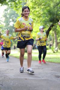 BIB: 0184
                            <button type="button" onclick="openModal(5038653)" class="btn btn-primary btn-sm float-right btn-popup" data-toggle="modal" data-target=".modal-high-quality">
                        <i class="fas fa-shopping-cart"></i> Add to Cart
                    </button>
                                            <button type="button" onclick="isThisMe(5038653, true)" class="btn btn-success btn-sm float-right btn-popup btn-isme hidden" data-toggle="tooltip" data-placement="bottom" title="นี่คือรูปของคุณใช่ไหม คลิกที่นี่เพื่อเอาเข้าอัลบั้ม">
                        <i class="fas fa-plus"></i> Add to album
                    </button>
                    <button type="button" onclick="isThisMe(5038653, false)" class="btn btn-warning btn-sm float-right btn-popup btn-isnotme hidden">
                        <i class="fas fa-ban"></i> Remove from album
                    </button>