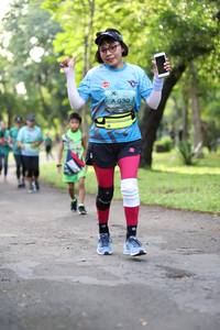 BIB: 030
                            <button type="button" onclick="openModal(5033676)" class="btn btn-primary btn-sm float-right btn-popup" data-toggle="modal" data-target=".modal-high-quality">
                        <i class="fas fa-shopping-cart"></i> Add to Cart
                    </button>
                                            <button type="button" onclick="isThisMe(5033676, true)" class="btn btn-success btn-sm float-right btn-popup btn-isme hidden" data-toggle="tooltip" data-placement="bottom" title="นี่คือรูปของคุณใช่ไหม คลิกที่นี่เพื่อเอาเข้าอัลบั้ม">
                        <i class="fas fa-plus"></i> Add to album
                    </button>
                    <button type="button" onclick="isThisMe(5033676, false)" class="btn btn-warning btn-sm float-right btn-popup btn-isnotme hidden">
                        <i class="fas fa-ban"></i> Remove from album
                    </button>