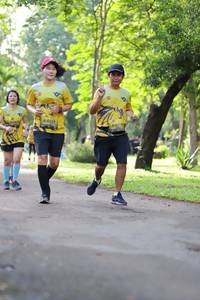BIB: 0119
                            <button type="button" onclick="openModal(5039671)" class="btn btn-primary btn-sm float-right btn-popup" data-toggle="modal" data-target=".modal-high-quality">
                        <i class="fas fa-shopping-cart"></i> Add to Cart
                    </button>
                                            <button type="button" onclick="isThisMe(5039671, true)" class="btn btn-success btn-sm float-right btn-popup btn-isme hidden" data-toggle="tooltip" data-placement="bottom" title="นี่คือรูปของคุณใช่ไหม คลิกที่นี่เพื่อเอาเข้าอัลบั้ม">
                        <i class="fas fa-plus"></i> Add to album
                    </button>
                    <button type="button" onclick="isThisMe(5039671, false)" class="btn btn-warning btn-sm float-right btn-popup btn-isnotme hidden">
                        <i class="fas fa-ban"></i> Remove from album
                    </button>