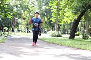 BIB: 439
                            <button type="button" onclick="openModal(5083824)" class="btn btn-primary btn-sm float-right btn-popup" data-toggle="modal" data-target=".modal-high-quality">
                        <i class="fas fa-shopping-cart"></i> Add to Cart
                    </button>
                                            <button type="button" onclick="isThisMe(5083824, true)" class="btn btn-success btn-sm float-right btn-popup btn-isme hidden" data-toggle="tooltip" data-placement="bottom" title="นี่คือรูปของคุณใช่ไหม คลิกที่นี่เพื่อเอาเข้าอัลบั้ม">
                        <i class="fas fa-plus"></i> Add to album
                    </button>
                    <button type="button" onclick="isThisMe(5083824, false)" class="btn btn-warning btn-sm float-right btn-popup btn-isnotme hidden">
                        <i class="fas fa-ban"></i> Remove from album
                    </button>