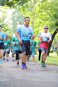BIB: 0751
                            <button type="button" onclick="openModal(5037249)" class="btn btn-primary btn-sm float-right btn-popup" data-toggle="modal" data-target=".modal-high-quality">
                        <i class="fas fa-shopping-cart"></i> Add to Cart
                    </button>
                                            <button type="button" onclick="isThisMe(5037249, true)" class="btn btn-success btn-sm float-right btn-popup btn-isme hidden" data-toggle="tooltip" data-placement="bottom" title="นี่คือรูปของคุณใช่ไหม คลิกที่นี่เพื่อเอาเข้าอัลบั้ม">
                        <i class="fas fa-plus"></i> Add to album
                    </button>
                    <button type="button" onclick="isThisMe(5037249, false)" class="btn btn-warning btn-sm float-right btn-popup btn-isnotme hidden">
                        <i class="fas fa-ban"></i> Remove from album
                    </button>