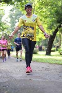BIB: 0095
                            <button type="button" onclick="openModal(5038398)" class="btn btn-primary btn-sm float-right btn-popup" data-toggle="modal" data-target=".modal-high-quality">
                        <i class="fas fa-shopping-cart"></i> Add to Cart
                    </button>
                                            <button type="button" onclick="isThisMe(5038398, true)" class="btn btn-success btn-sm float-right btn-popup btn-isme hidden" data-toggle="tooltip" data-placement="bottom" title="นี่คือรูปของคุณใช่ไหม คลิกที่นี่เพื่อเอาเข้าอัลบั้ม">
                        <i class="fas fa-plus"></i> Add to album
                    </button>
                    <button type="button" onclick="isThisMe(5038398, false)" class="btn btn-warning btn-sm float-right btn-popup btn-isnotme hidden">
                        <i class="fas fa-ban"></i> Remove from album
                    </button>