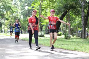 BIB: 0191
                            <button type="button" onclick="openModal(5083723)" class="btn btn-primary btn-sm float-right btn-popup" data-toggle="modal" data-target=".modal-high-quality">
                        <i class="fas fa-shopping-cart"></i> Add to Cart
                    </button>
                                            <button type="button" onclick="isThisMe(5083723, true)" class="btn btn-success btn-sm float-right btn-popup btn-isme hidden" data-toggle="tooltip" data-placement="bottom" title="นี่คือรูปของคุณใช่ไหม คลิกที่นี่เพื่อเอาเข้าอัลบั้ม">
                        <i class="fas fa-plus"></i> Add to album
                    </button>
                    <button type="button" onclick="isThisMe(5083723, false)" class="btn btn-warning btn-sm float-right btn-popup btn-isnotme hidden">
                        <i class="fas fa-ban"></i> Remove from album
                    </button>