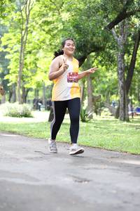 BIB: 387
                            <button type="button" onclick="openModal(5049603)" class="btn btn-primary btn-sm float-right btn-popup" data-toggle="modal" data-target=".modal-high-quality">
                        <i class="fas fa-shopping-cart"></i> Add to Cart
                    </button>
                                            <button type="button" onclick="isThisMe(5049603, true)" class="btn btn-success btn-sm float-right btn-popup btn-isme hidden" data-toggle="tooltip" data-placement="bottom" title="นี่คือรูปของคุณใช่ไหม คลิกที่นี่เพื่อเอาเข้าอัลบั้ม">
                        <i class="fas fa-plus"></i> Add to album
                    </button>
                    <button type="button" onclick="isThisMe(5049603, false)" class="btn btn-warning btn-sm float-right btn-popup btn-isnotme hidden">
                        <i class="fas fa-ban"></i> Remove from album
                    </button>
